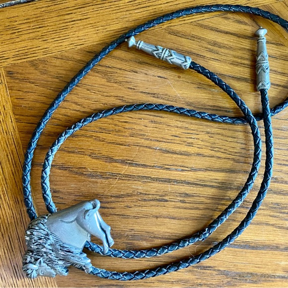 Bolo Tie Buffalo Pewter EGE 1989 Stamped Slide Black Leather Silver Tone Pewter - Picture 9 of 14